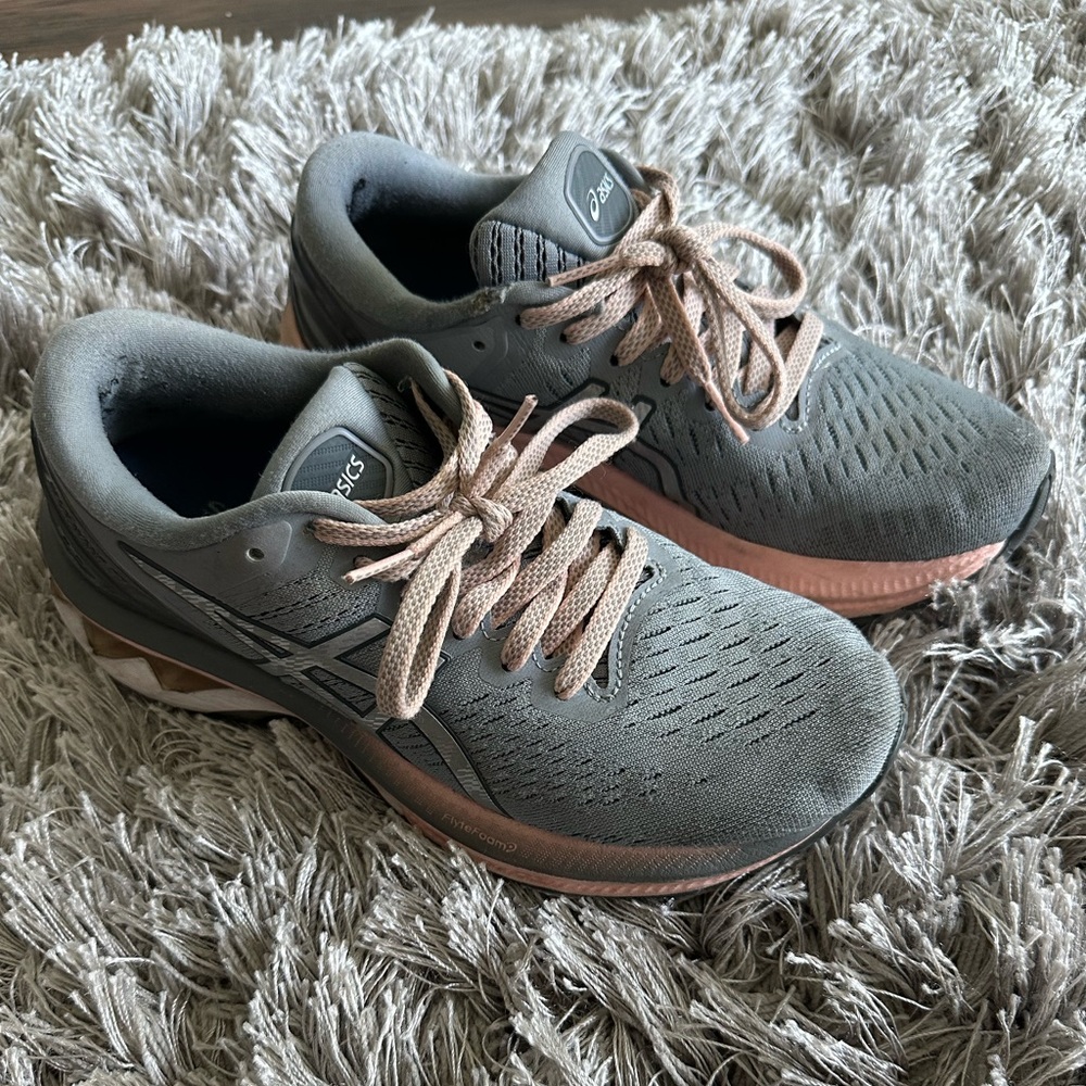 ASICS tennis shoes